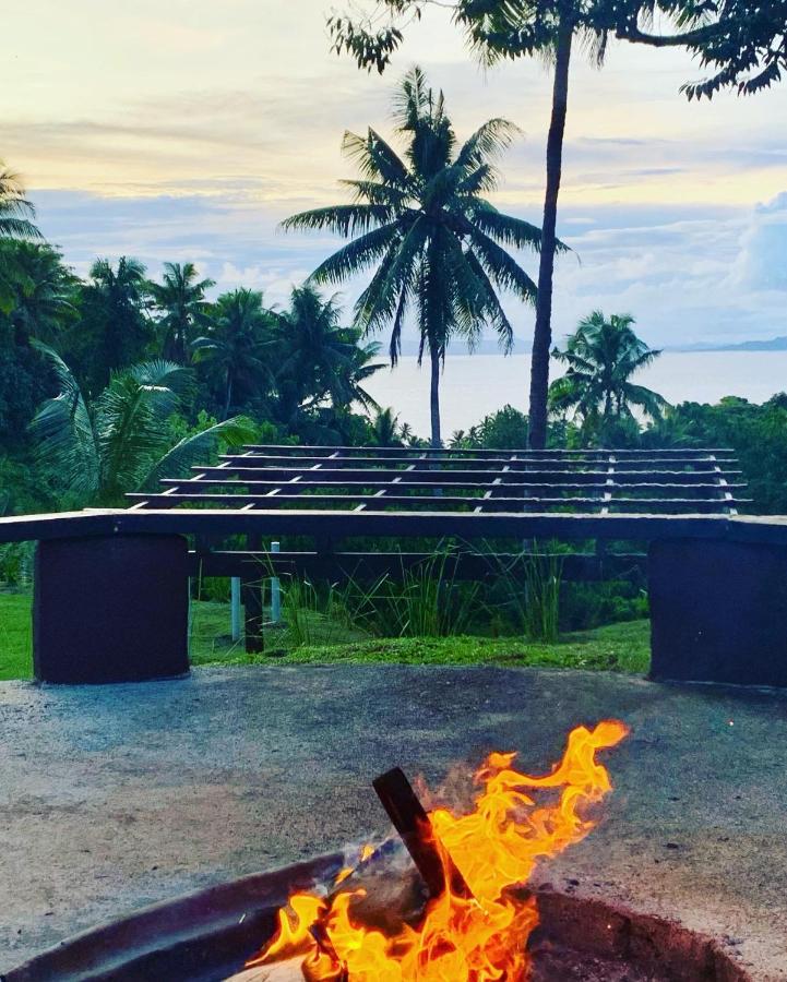 Camp Taveuni Hostel Matei Ngoại thất bức ảnh