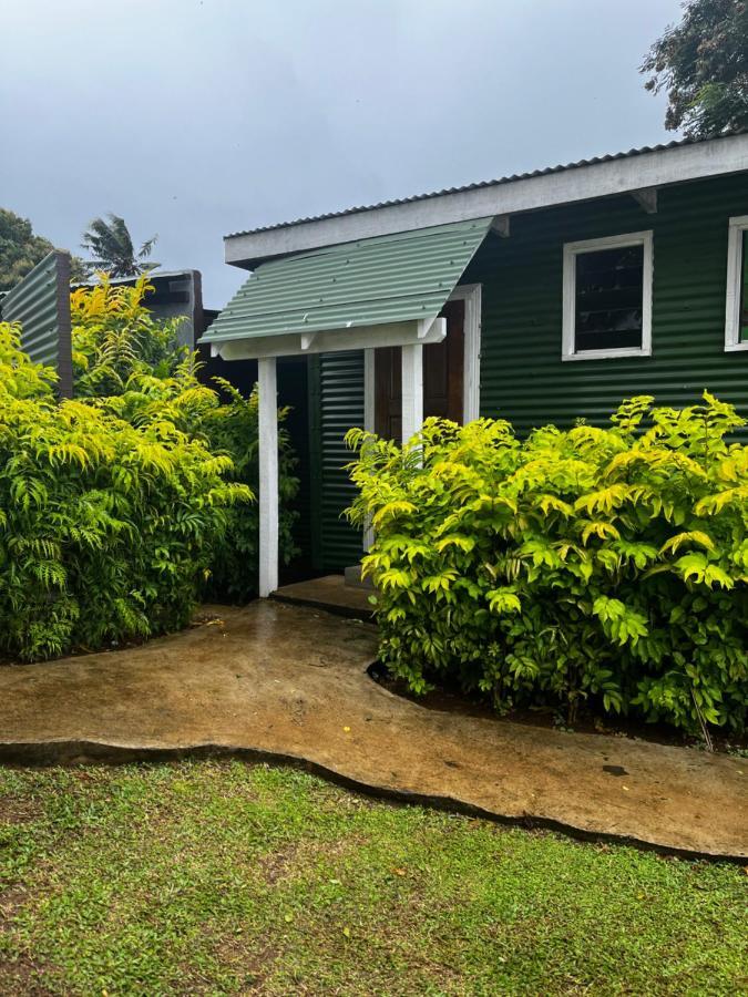 Camp Taveuni Hostel Matei Ngoại thất bức ảnh
