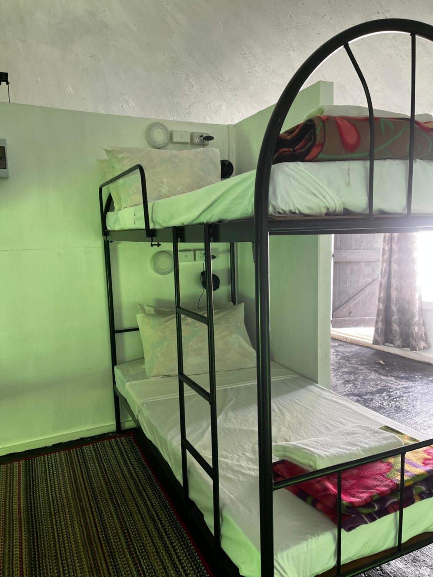 Camp Taveuni Hostel Matei Ngoại thất bức ảnh