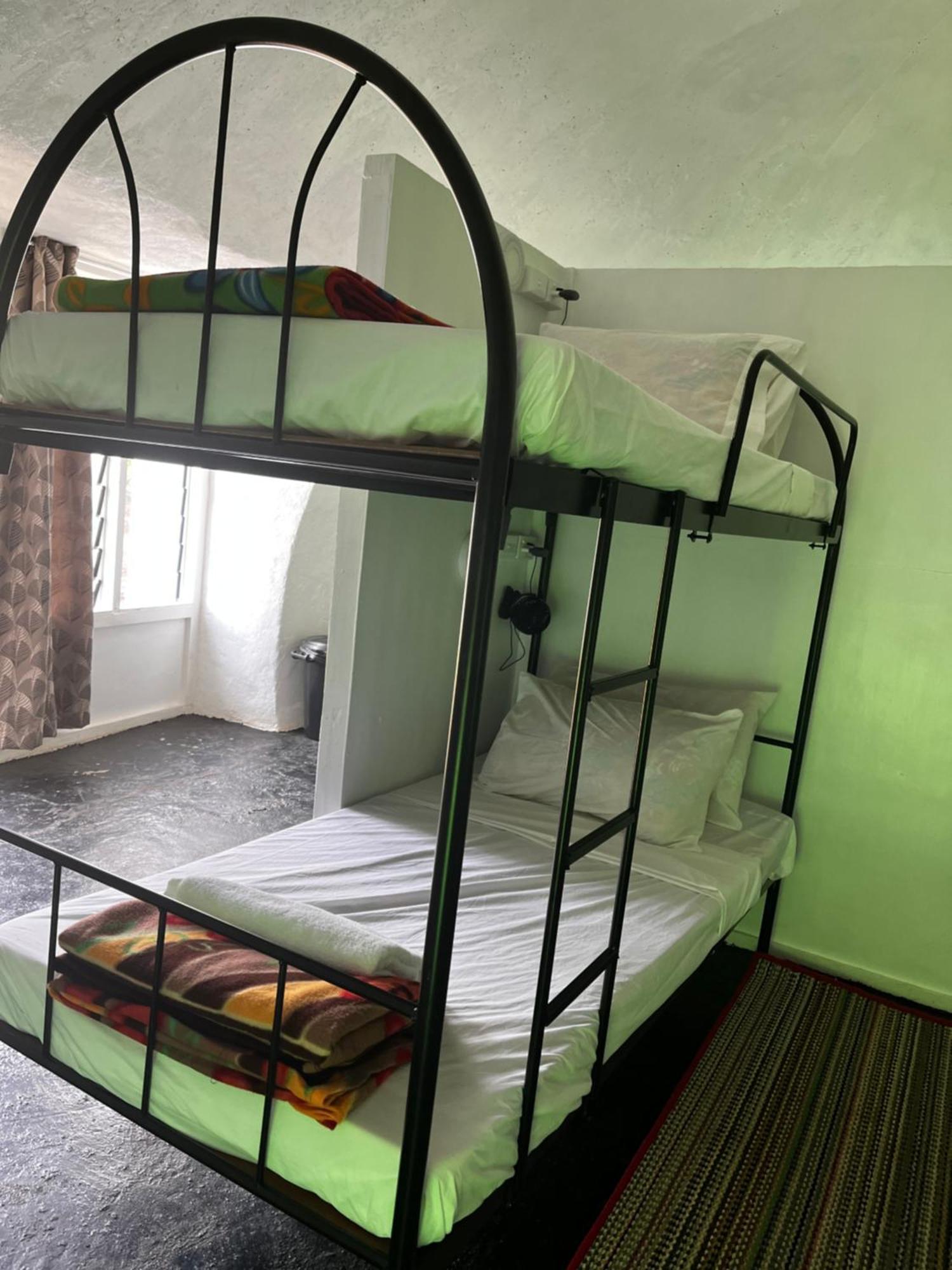 Camp Taveuni Hostel Matei Ngoại thất bức ảnh